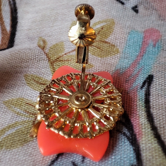 Orange Tangerine Orange Screwback Clip Vintage Coro Lucite Vintage Earrings EUC - Picture 7 of 9